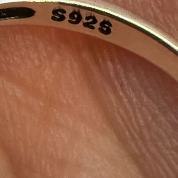 Natural Rose Quartz Gemstone Ring Oval Floral Framed Size 6 New - Picture 6 of 7